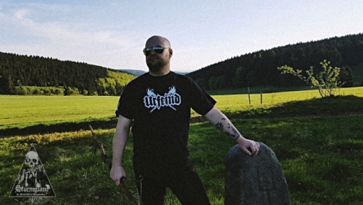 URFEIND - Swartaz Dagana T-Shirt Size M