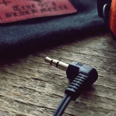 TAPEKVLT Kopfhörer 90ziger Jahre limitiert auf 33 Stück